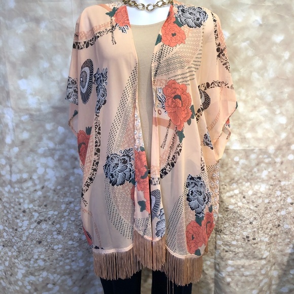 Daniel Rainn Tops - Women Daniel Rainn kimono/duster OS